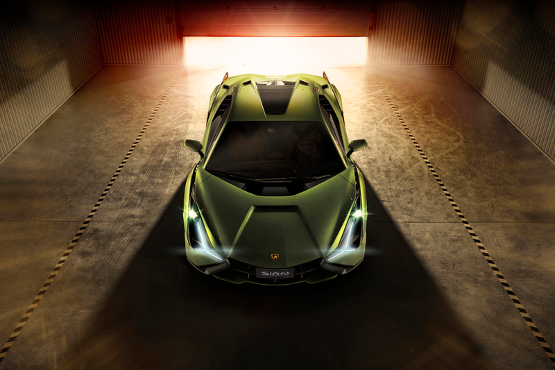 Illustration for article titled The 2020 Lamborghini Sián Is Here With 819 HP And A Hybrid V12